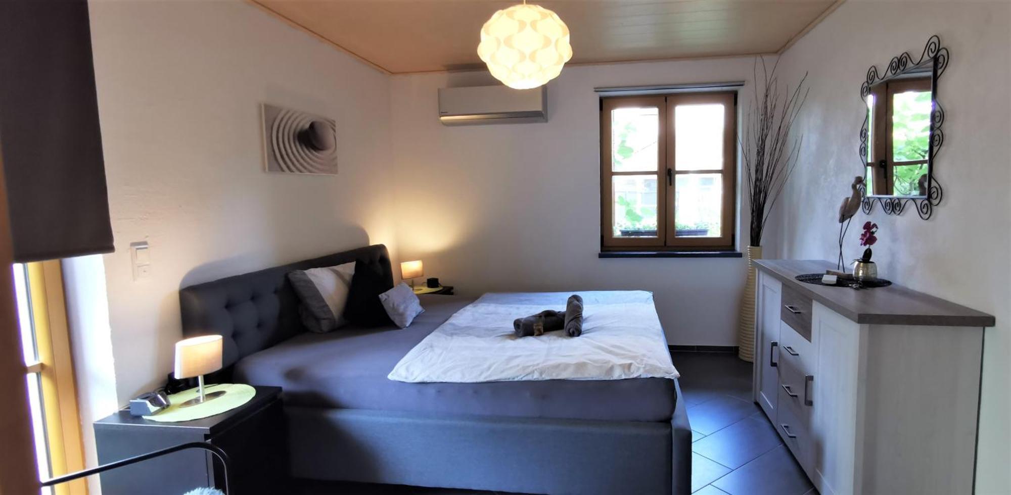 Ferienwohnung Strata Montana เบนส์ไฮม์ ภายนอก รูปภาพ